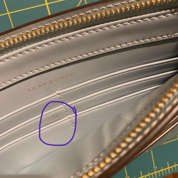 Tory Burch Cute clutch wallet -USED- - Picture 8 of 8